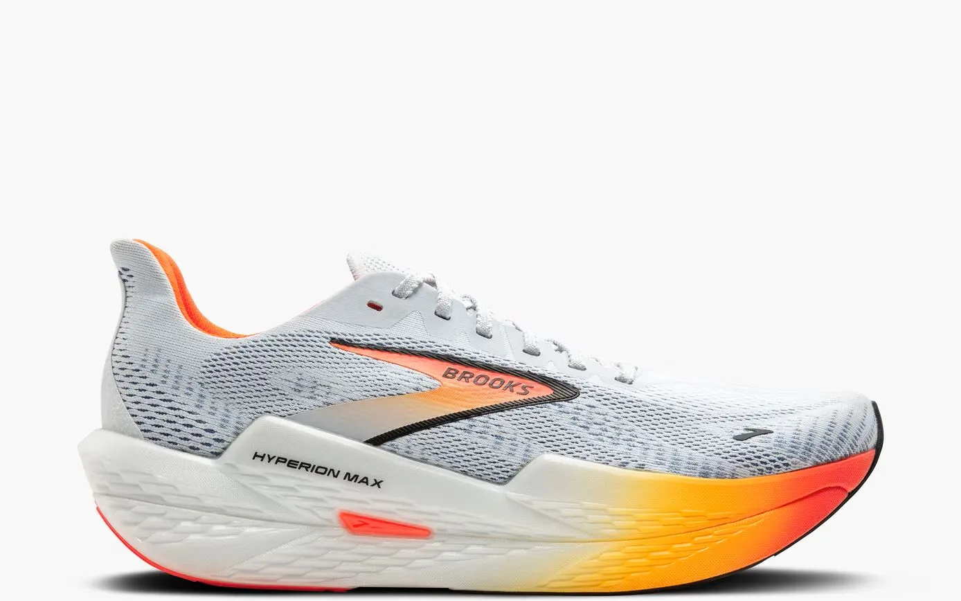 目*流様 Brooks Penang Bridge Marathon Mサイズ Overwhelmingly popular in the U.S.A. and wriggling in Japan